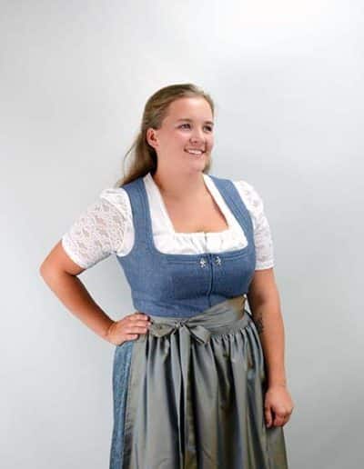 Leinendirndl