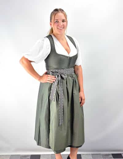 grünes Jägerinnen Dirndl