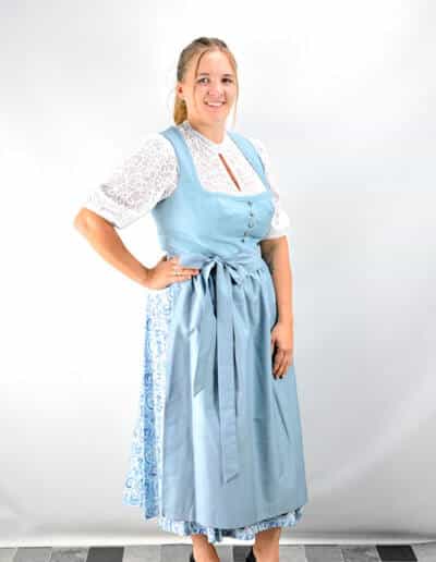Leinendirndl hellblau