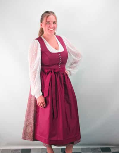 rotes Jägerdirndl